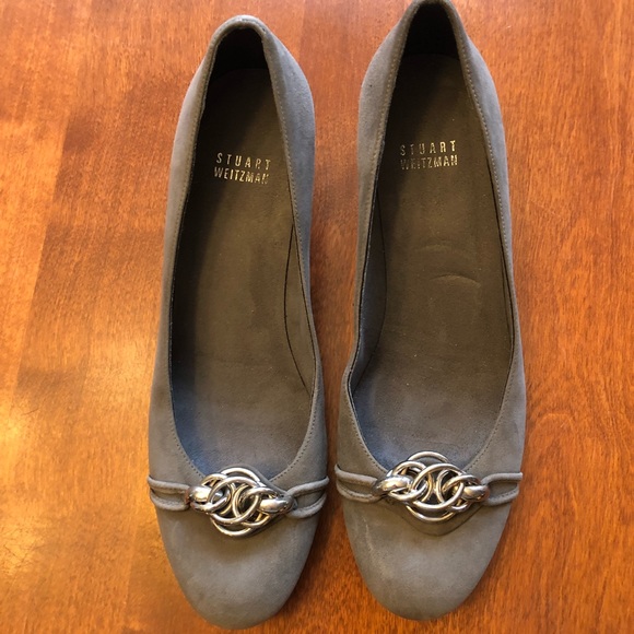 Stuart Weitzman Shoes - Stuart Weitzman Gray Suede pumps. Size 7.5